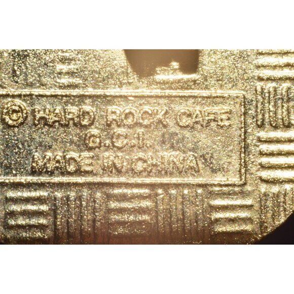 Vintage Hard Rock Cafe Las Vegas Nevada King of Clubs Guitar Lapel Pin Brooch - Picture 4 of 6